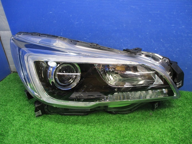 管理№01243 BN9/BS9 レガシィ 純正 LED 右ライト 2026年最新