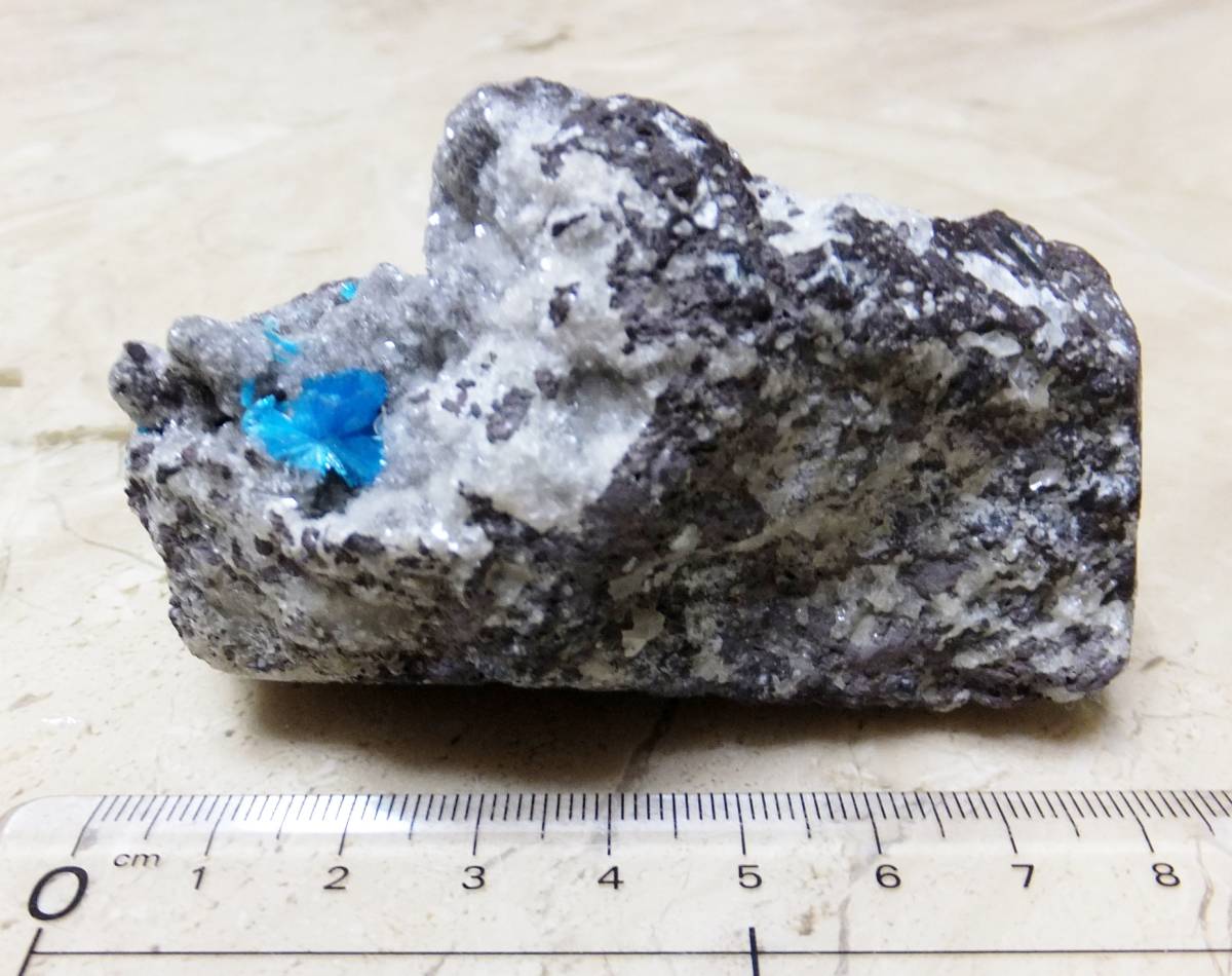 原石 カバンサイト 8.7cm 130g カバンシ石 標本 鉱物 天然石 鉱石