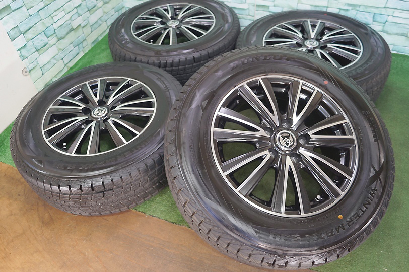  傷無 RIZLEY 6.5J+40 5H114.3 95~97%山 DUNLOP SJ8 215/70R16 ハリアー RAV4 デリカD:5 アウトランダー エクストレイル 等に(スタッドレスタイヤ)｜売買されたオークション情報、yahooの商品情報をアーカイブ 5穴