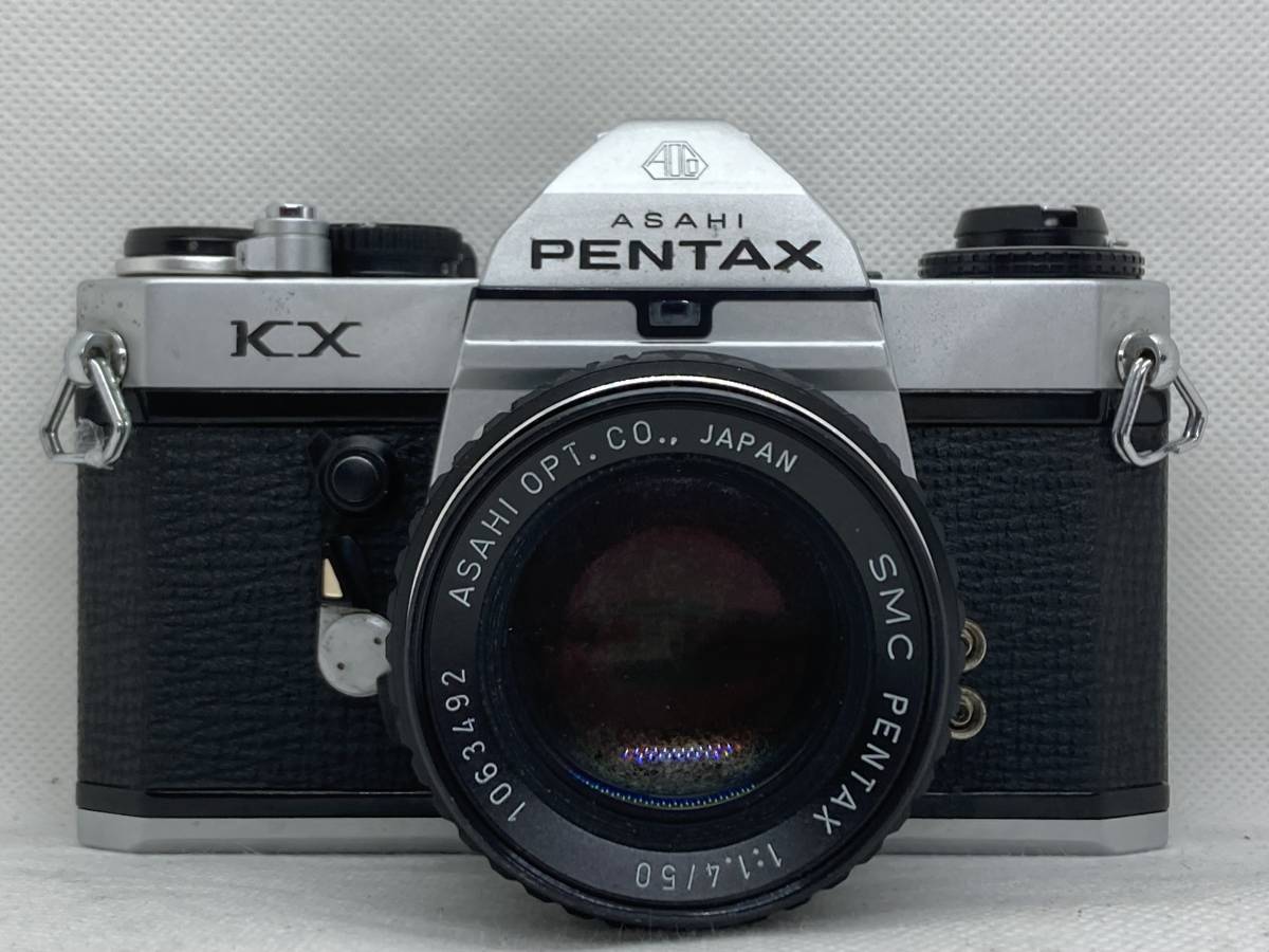 ペンタックス Pentax KX 35mm Film Camera + SMC 50mm F1.4 標準レンズ