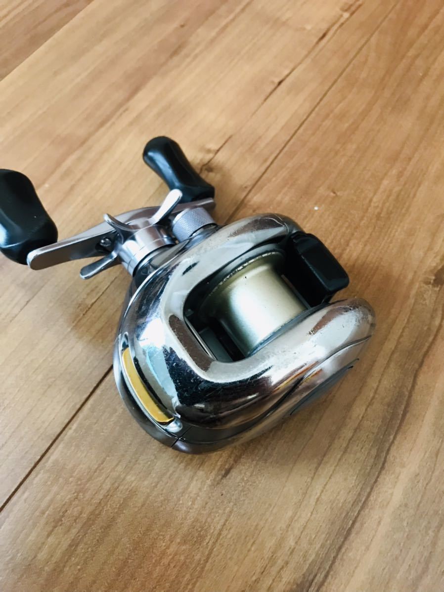 シマノ スコーピオン アンタレス RH220 右ハンドル アウトドア
