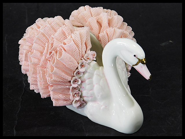 IRISH DRESDEN(アイリッシュドレスデン)白鳥 スワン レース フィギュ