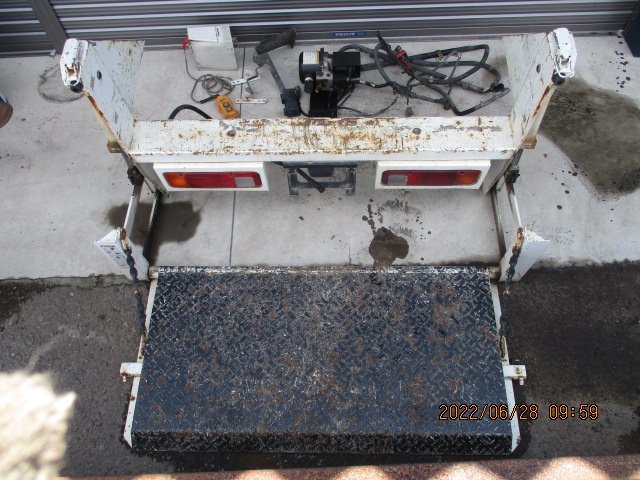 f414698442.4