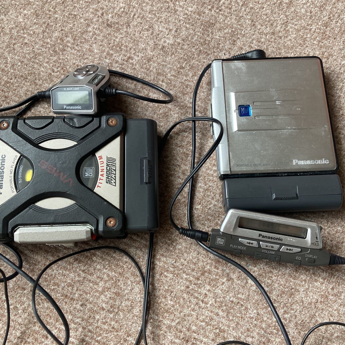 PanasonicポータブルMDプレーヤー　2台