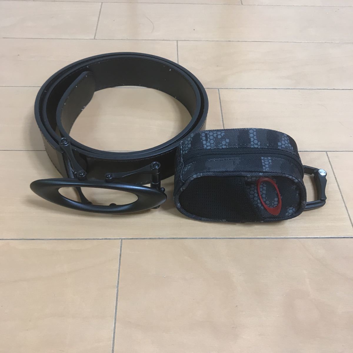 OAKLEY オークリー ゴルフベルト 黒 ベルト穴99～109cm カット可能 ＋