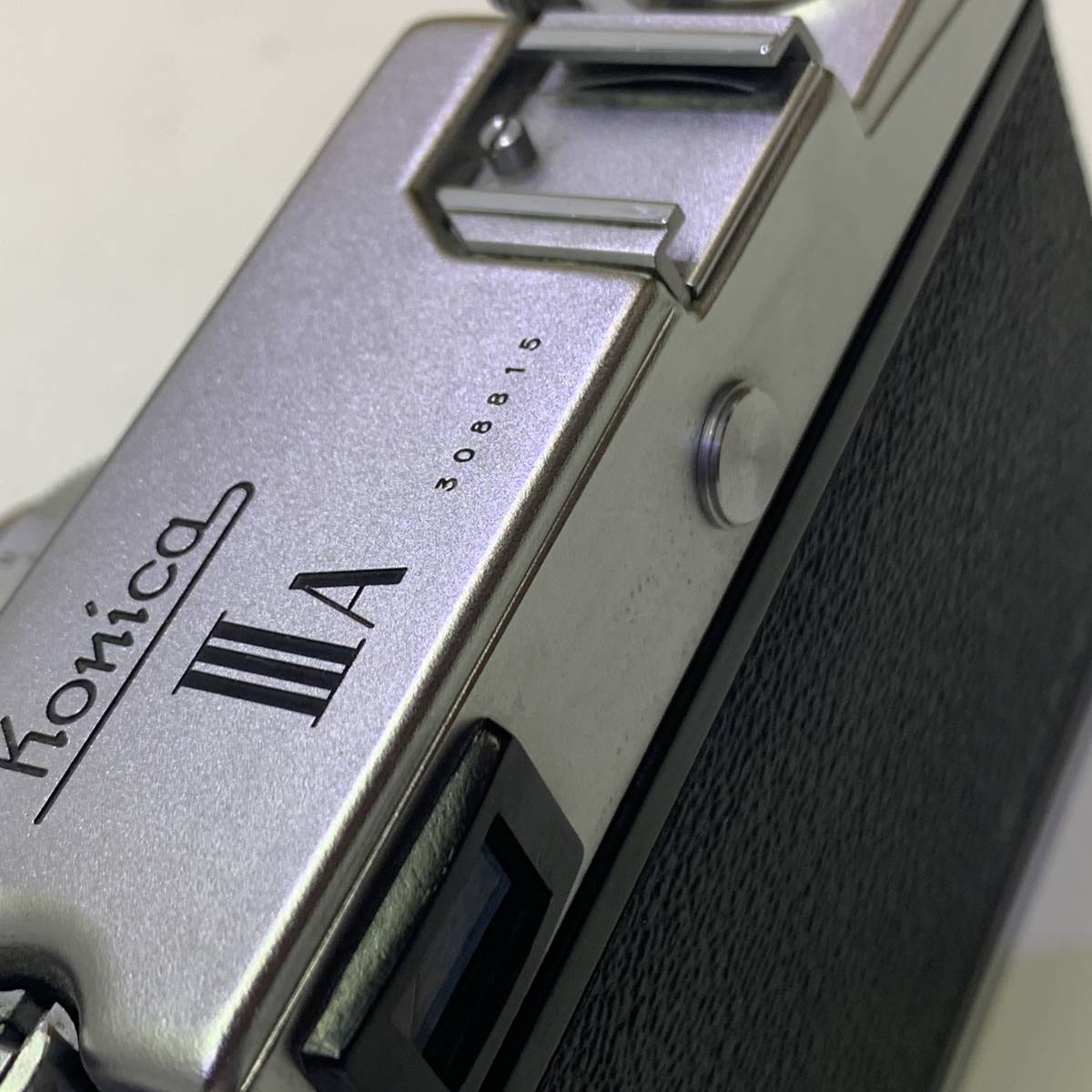 3947)フィルム式カメラ/コニカ/KONICA ⅢA/動作未確認品 コニカ Konica