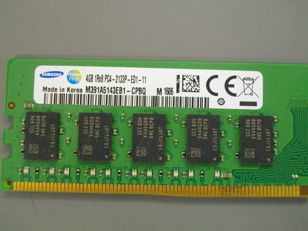 SAMSUNG サーバー/ワークステーション用 4GB PC4-2133P-ED1(DDR4-17000