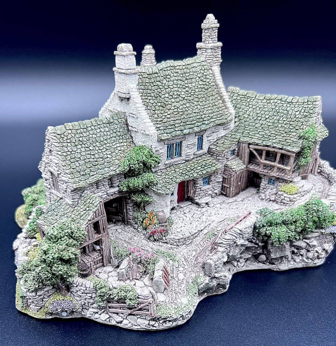 Lilliput Lane リリパットレーン 『High Ghyll Farm』ミニチュアハウス