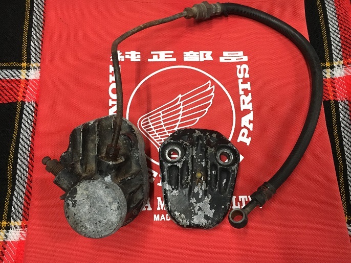 CB750FOUR K0 K1 K2 K4 フロント ブレーキ キャリパー TOKICO5 純正