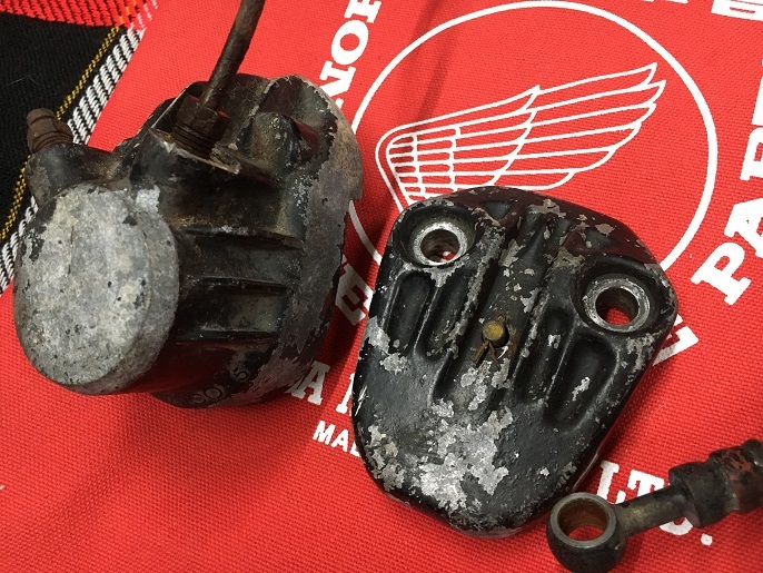 CB750FOUR K0 K1 K2 K4 フロント ブレーキ キャリパー TOKICO5 純正