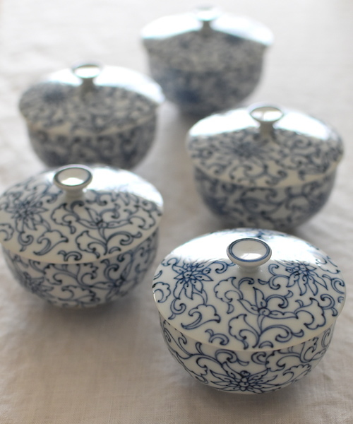 [zakka] たち吉 京唐草 蓋付き 湯呑 5客セット / 定価 16，500円