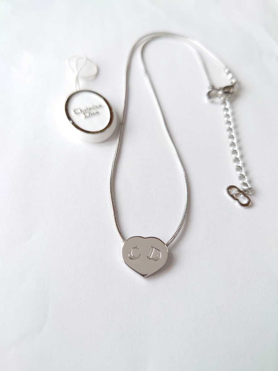 クリスチャン・ディオール　Christian Dior　ハート　ネックレス　シルバー色　ax
