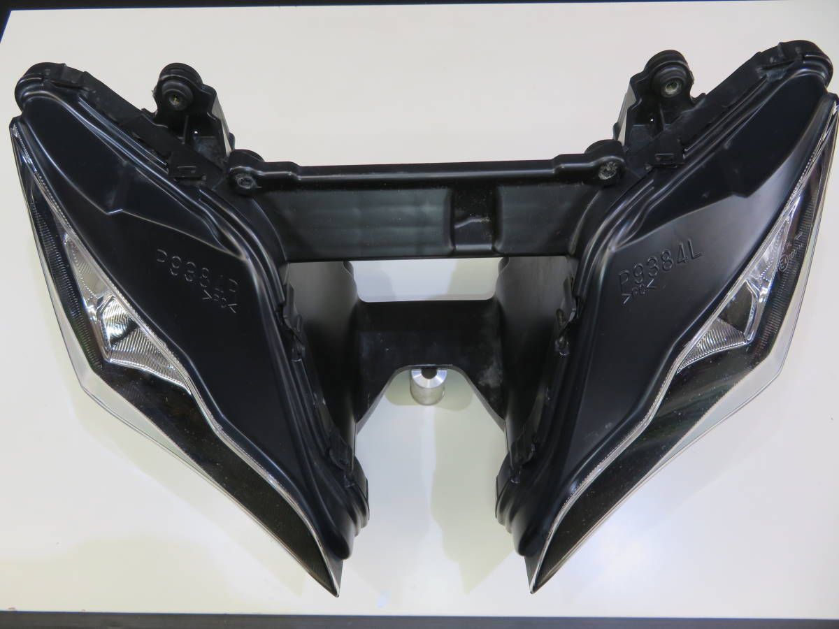 ZX-10R 純正ヘッドライトLEDバルブ付き/2011年モデルZX10R#140