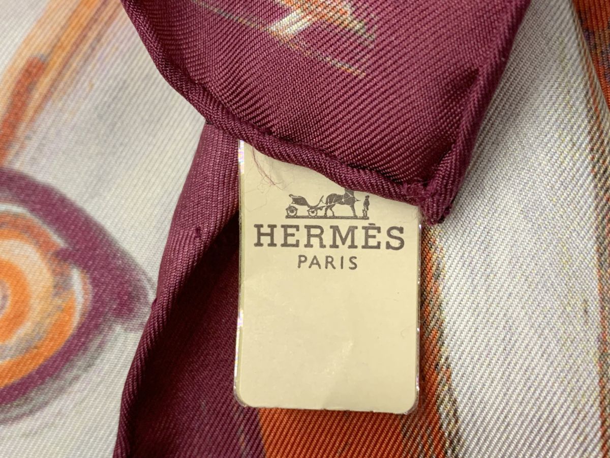 V008-I37-525 HERMES エルメス スカーフ カレ90 NEW SPRINGS