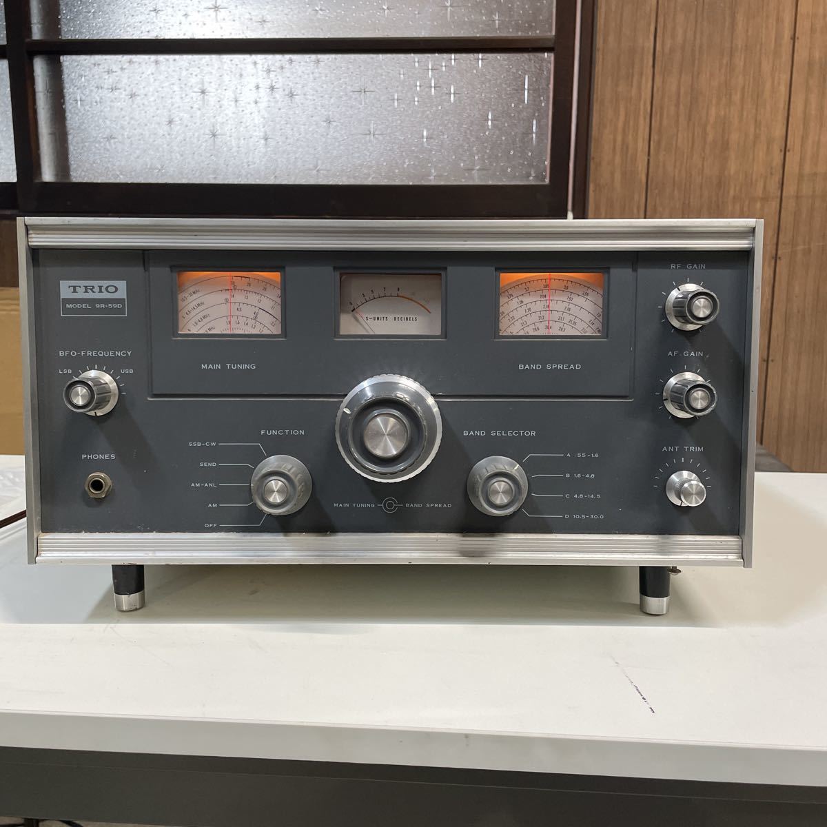 TRIO トリオ 9R-59D アマチュア無線 通信型受信機 通電のみ 真空管  