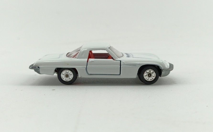 トミカ日本製黒箱75ウルトラマンマットカー トミカ日本製黒箱75