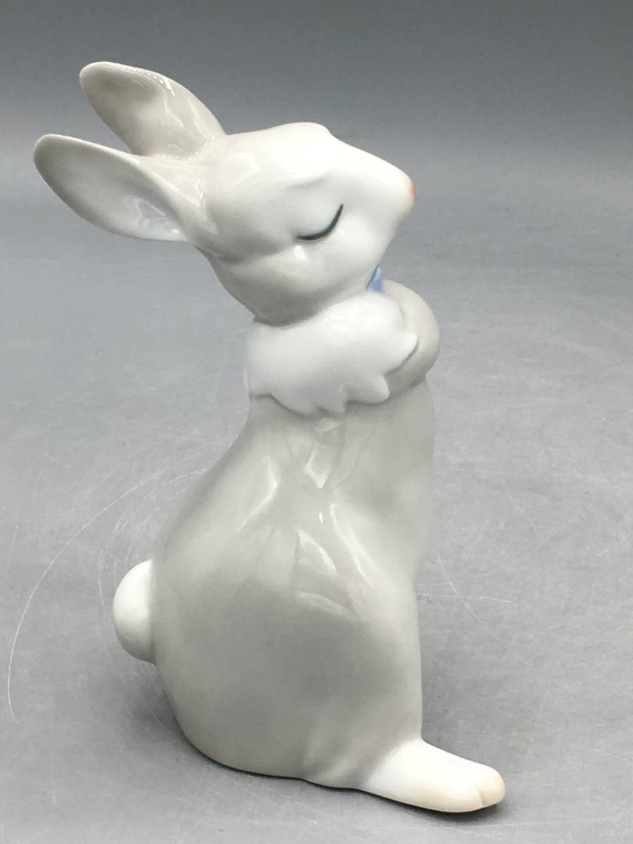 リヤドロ LLADRO ナオ 陶器人形 ウサギ 高さ11.5cm フィギュリン