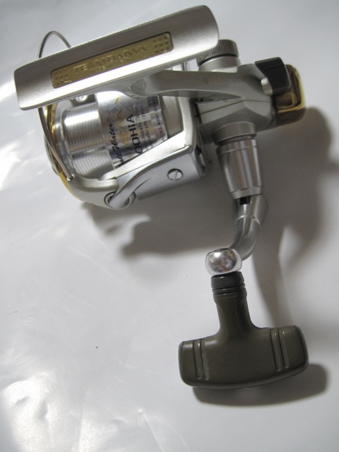 DAIWA TEAM DAIWA チームダイワ X 4000 HiA 替えスプール付 【公式通販】