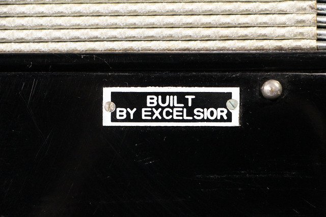 割 ☆御守☆ EXCELSIOR （エキセルシァー） Mod.303 アコーディオン