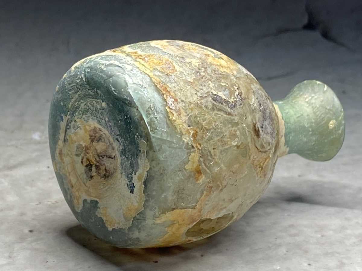ローマンガラス 発掘品-02 長寿⁄古稀 ガラス彫刻工房ONO – 遺跡品