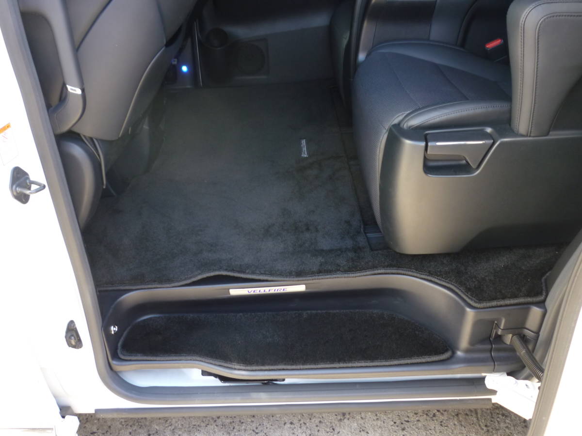 621★大好評！ 30系 アルファード ヴェルファイア ショップ オリジナル セカンド シート ラグジュアリー フロア マット 説明文 必読!