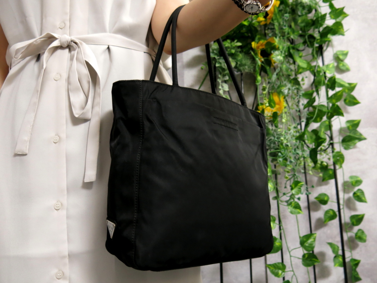 極美品】PRADA トートバッグ ナイロン レザー 三角ロゴ ブラック PRADA