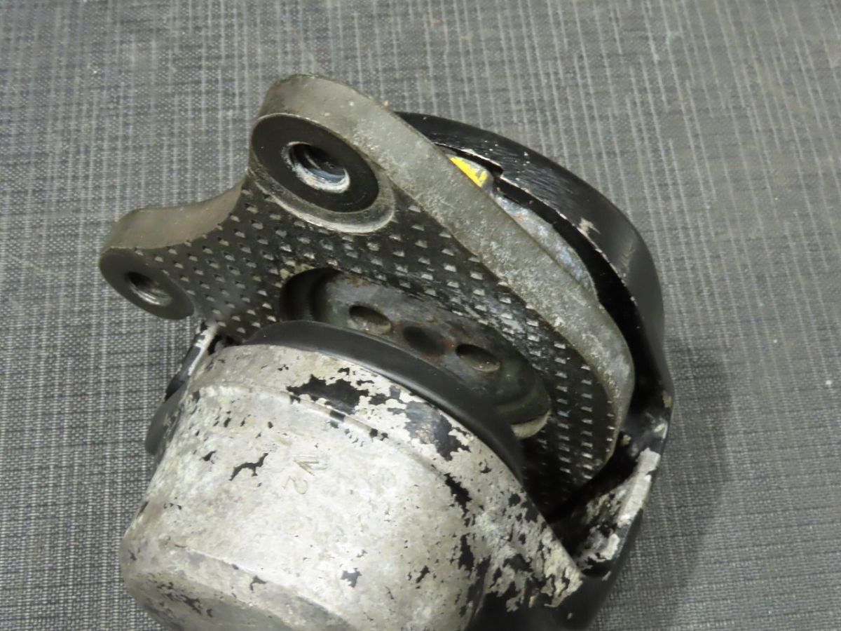 KAWASAKI/カワサキ KZ900 純正フロントブレーキキャリパー (検 Z1 Z2