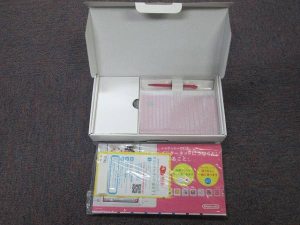 ◆　DSi 本体　ピンク　◆　【新古品】　①_2