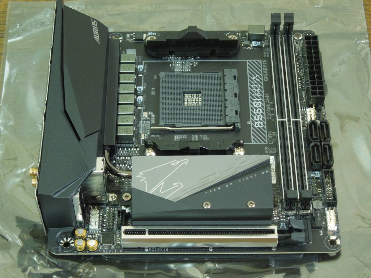 B550I AORUS PRO AX (Rev. 1.0) - GIGABYTE Global b550i aorus pro ax 