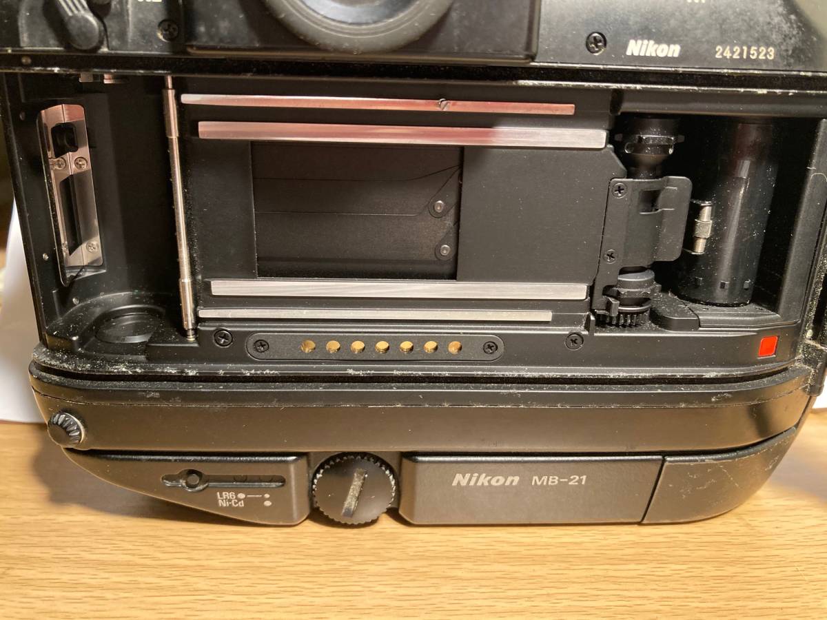 【ジャンク】 ニコン Nikon F4s 250万番台 5.15 ニコンF4s ジャンク品 Nikon ニコン F4 5.15 250万番台 カバー付