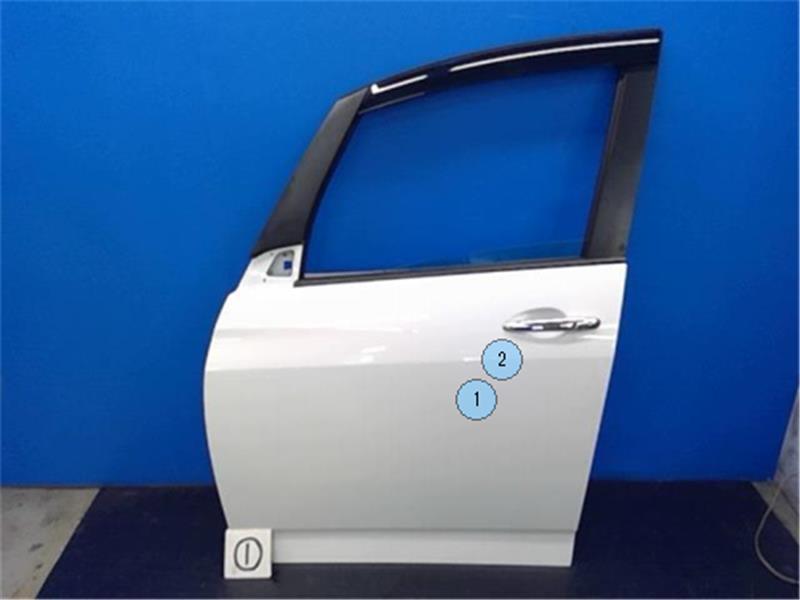 マツダ 純正 ビアンテ 《 CCFFW 》 左フロントドア C2Y3-59-02XE P61200-22005002