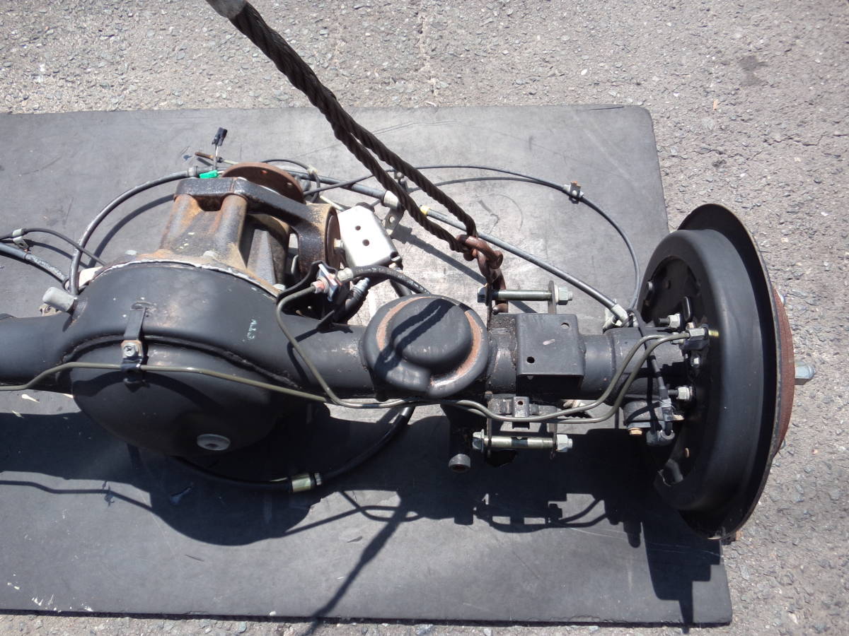 H17年 ジムニー JB23W 5型 リアデフホーシングAssy 5速MT(デフ