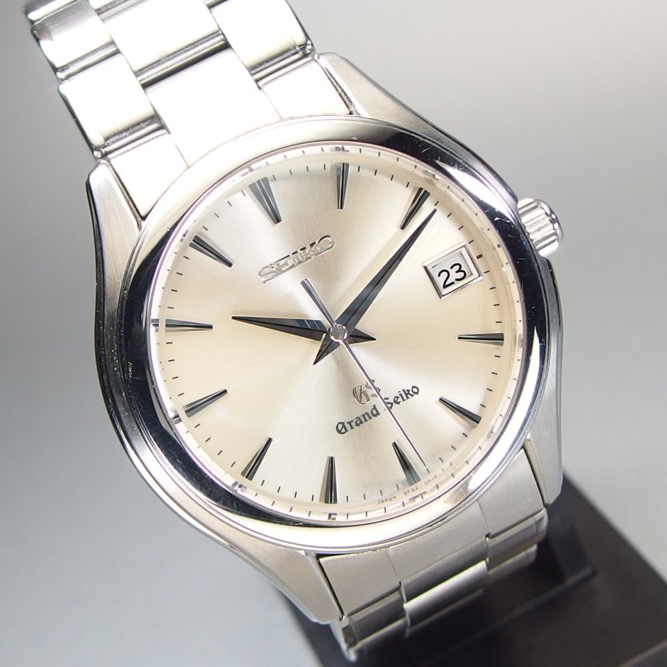 SEIKO グランドセイコー デイト QZ メンズ腕時計 ホワイトGS 動作良好 