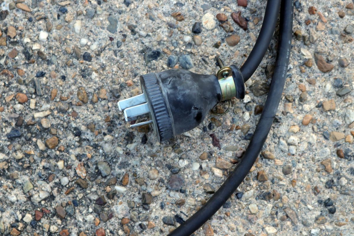 鎌田信号機 ミニトラコンポ KTM-3000E 漏電ブレーカー付 降圧器 ジャンク 'za373_6