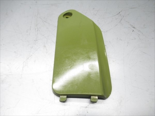 E1R4-0722 ホンダ PS250 サイドカウル フタ 点検口 純正品 【MF09‐120