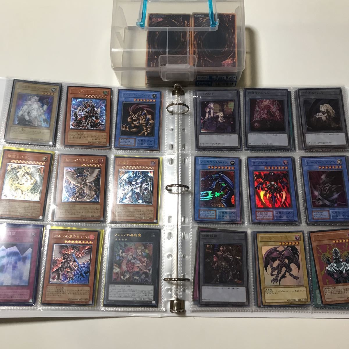 得価，低価 完全引退品 遊戯王 まとめ売り 遊戯王大量 光り物ファイル 1円
