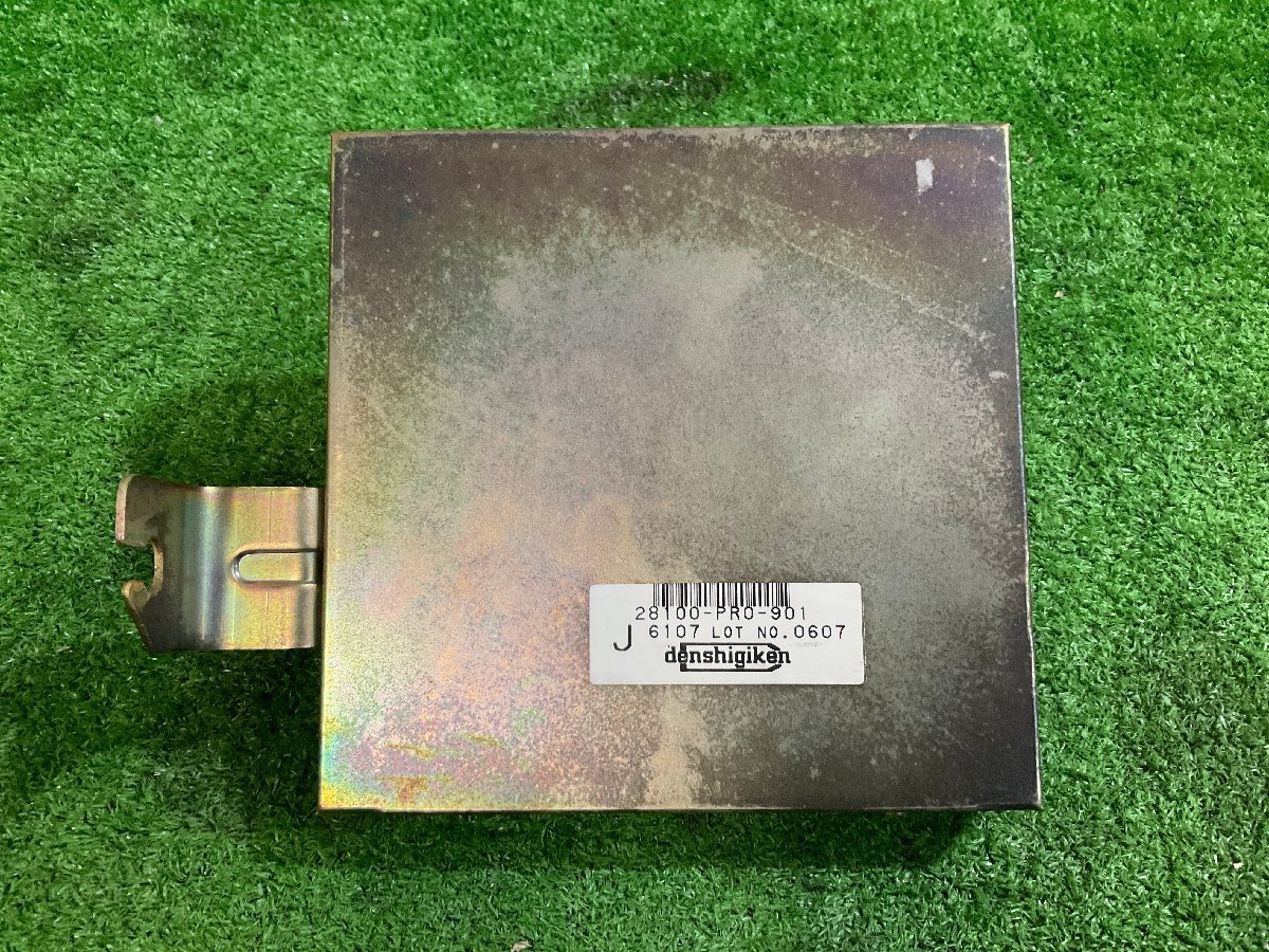 d1068198210.1