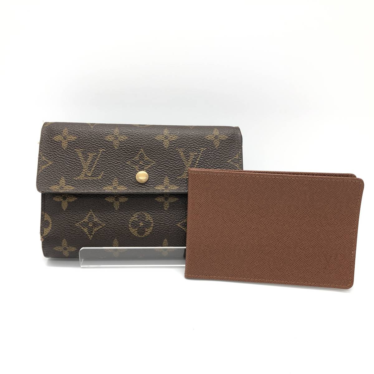 LOUIS VUITTON M61202 モノグラム ポルト トレゾール エテュイパピエ 