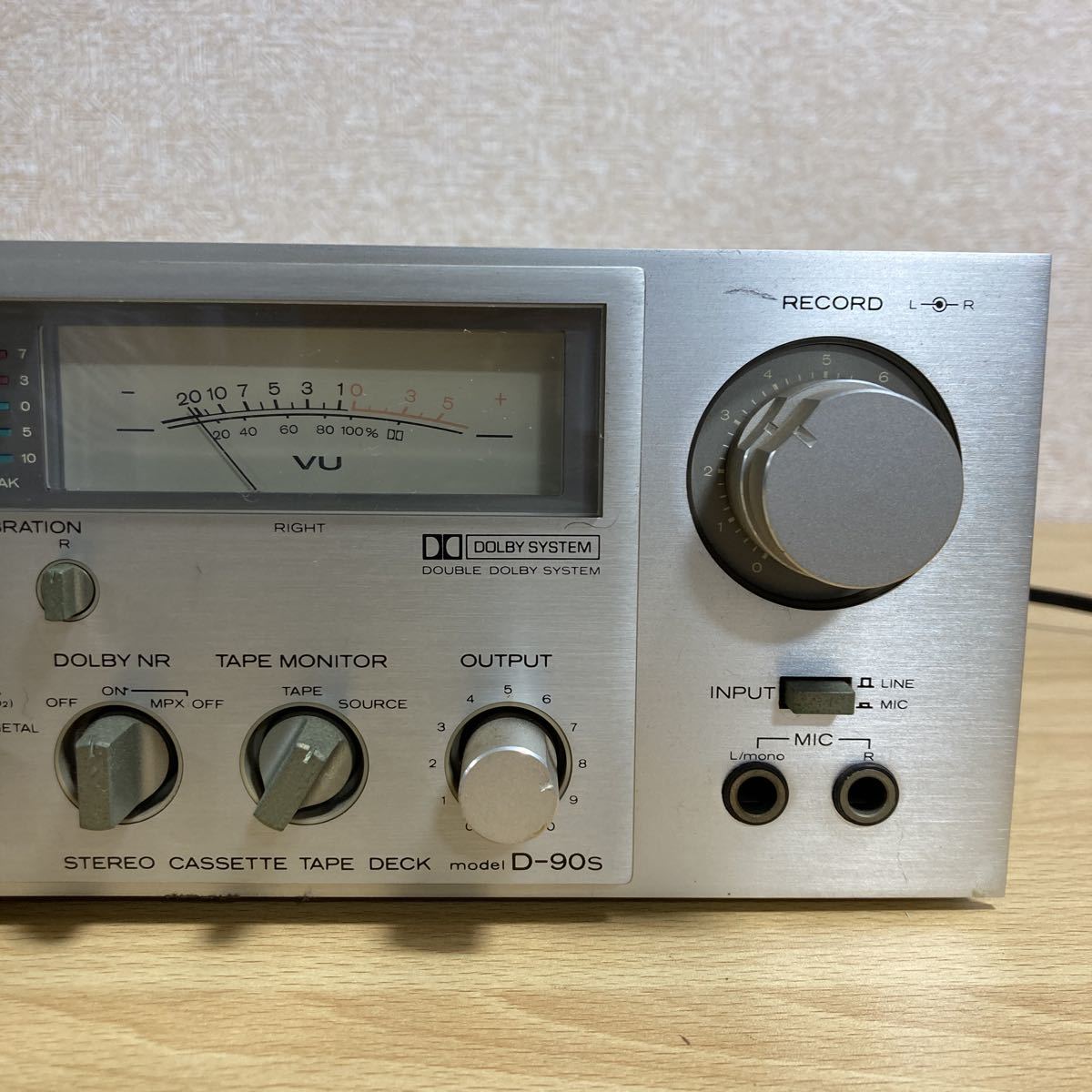 Lo-D 3ヘッドカセットデッキ D-90S 通電確認済み ジャンク 【公式通販】