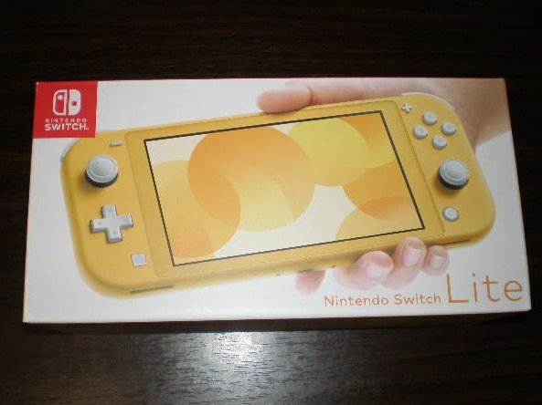 ◎新品未開封品◎保証付き◎ニンテンドースイッチライト本体◎Nintendo