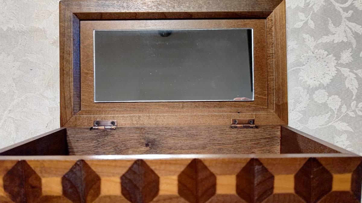 箱根寄木細工 鏡付き 箱（23.3×13.2×7㎝） ハネ鏡 箱根寄木