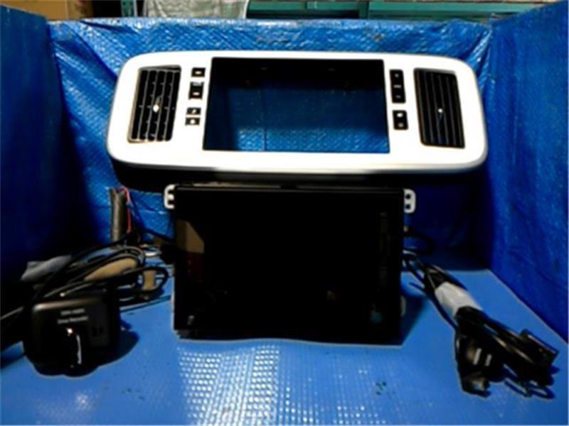ムーヴキャンバス ダイハツ LA800S 》 純正 《 左フェンダー 中古