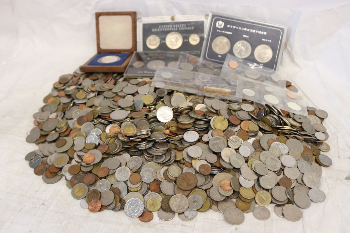 古銭まとめ売り　外国 002 古銭海外まとめ