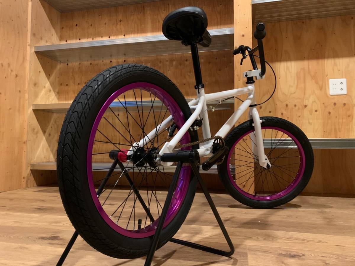 売り切り BMX 20インチ 白×紫/ クロスバイク マウンテンバイク 自転車 