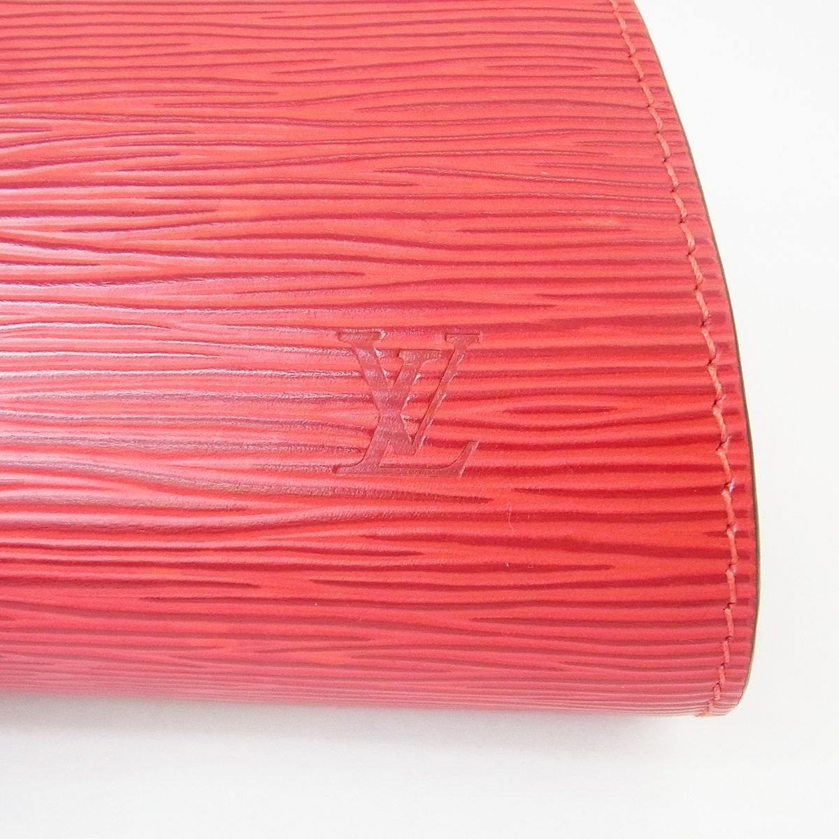 M48447 LOUIS VUITTON ポーチ エピ PM ルイヴィトン ドーフィーヌPM