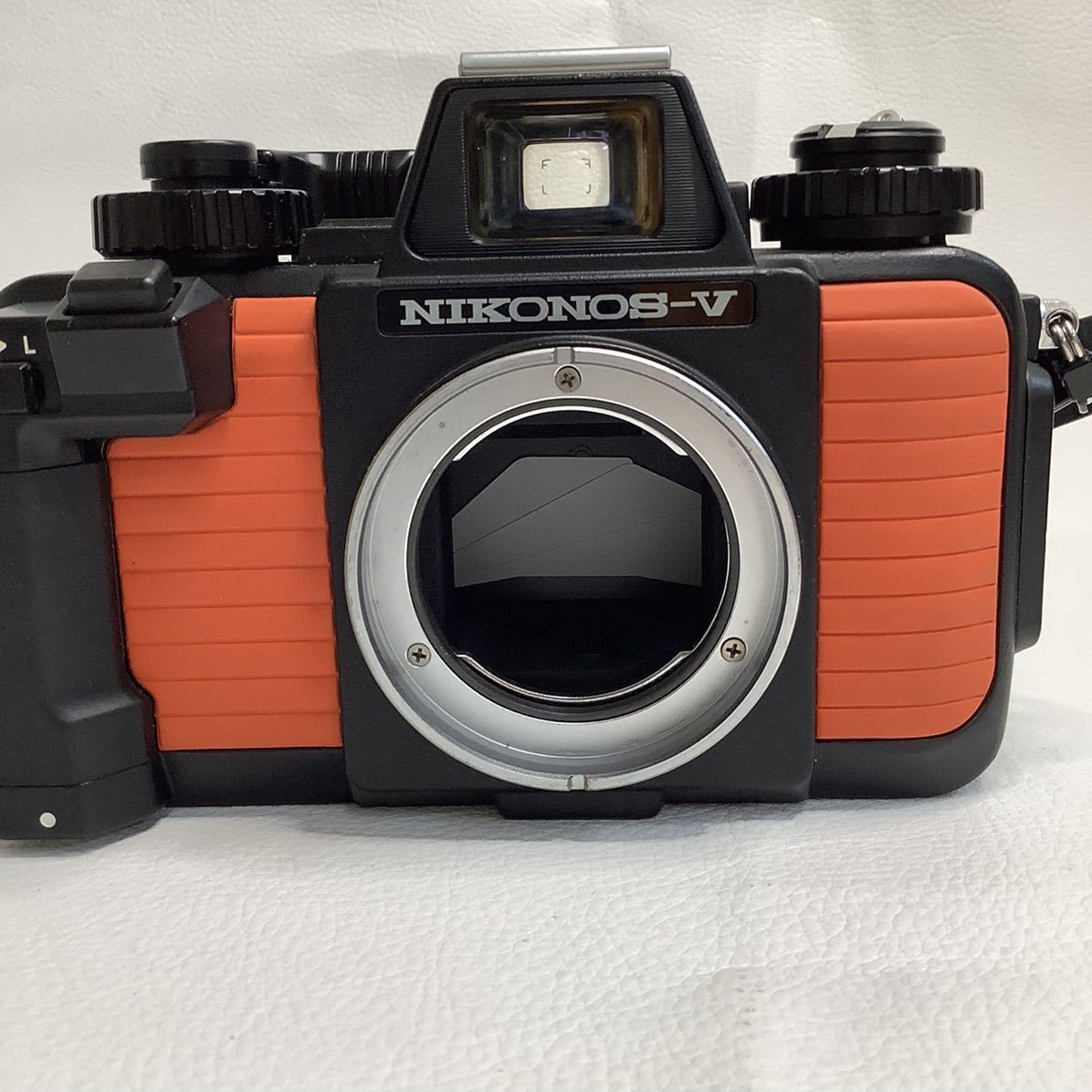 Nikonos V 35mm Camera Lens Nikonos-V Review NIKONOS-V | Nikkor