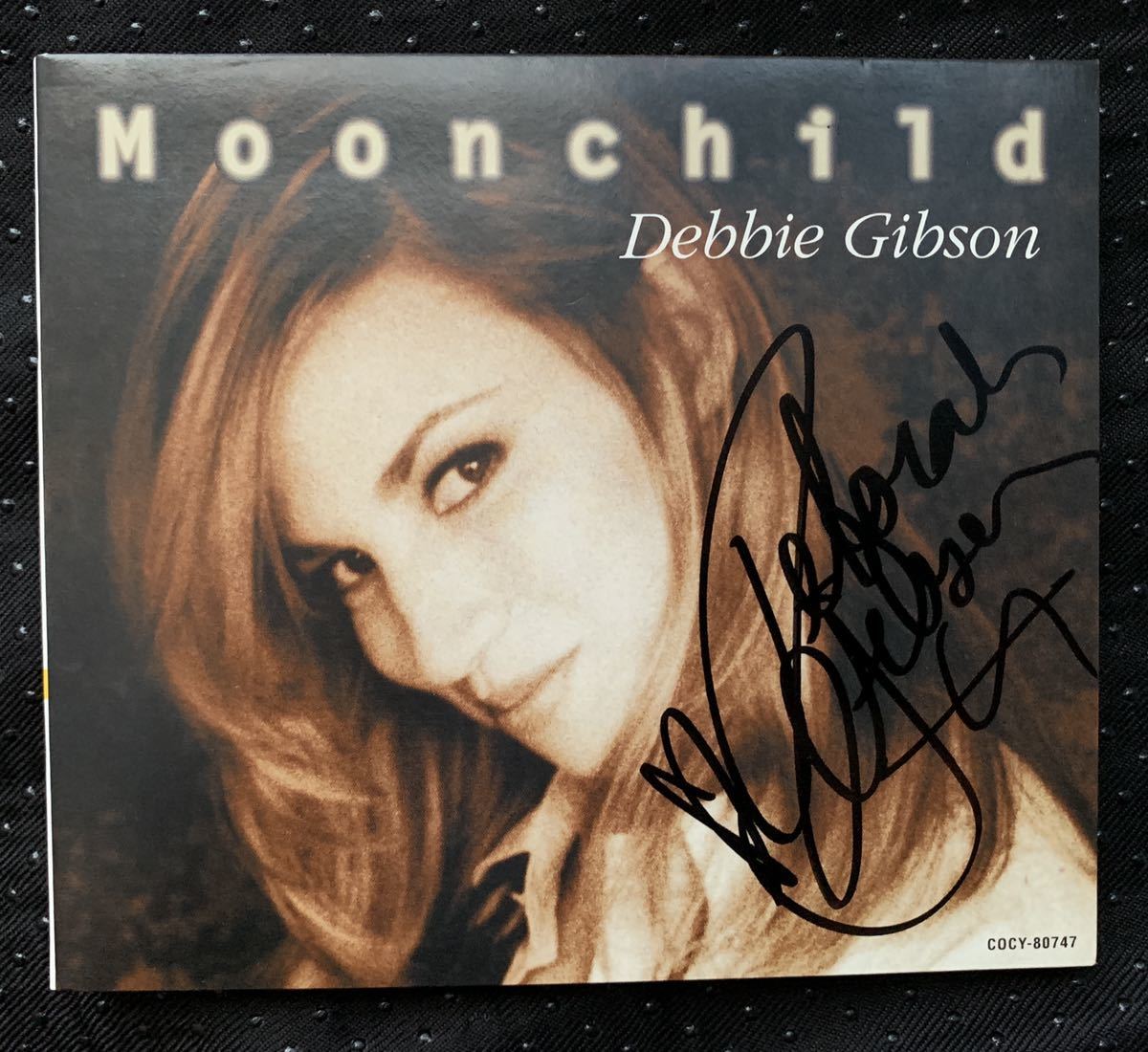 【高品質，正規品】 デビー ギブソン/Debbie Gibson Deborah Ann Gibson 直筆サイン入りCD(サイン)｜売買されたオークション情報、yahooの商品情報をアーカイブ公開 - オークファン サイン