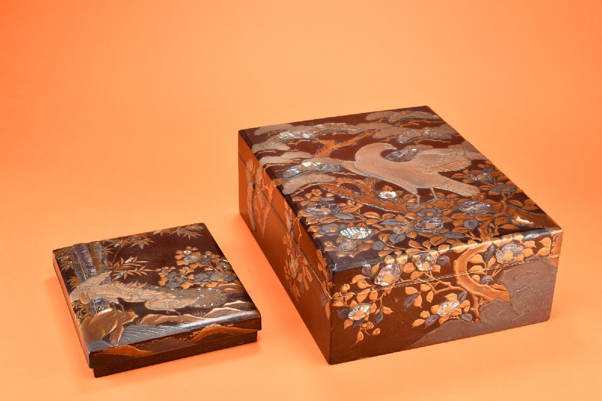 鶴鳴堂 江戸時代 | 花卉紋金蒔絵 大名道具 Yahoo!オークション 硯箱 漆芸