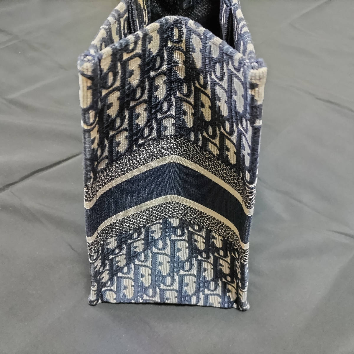 Christian Dior 保証書付属 DIOR BOOK TOTE ミディアムバッグ 