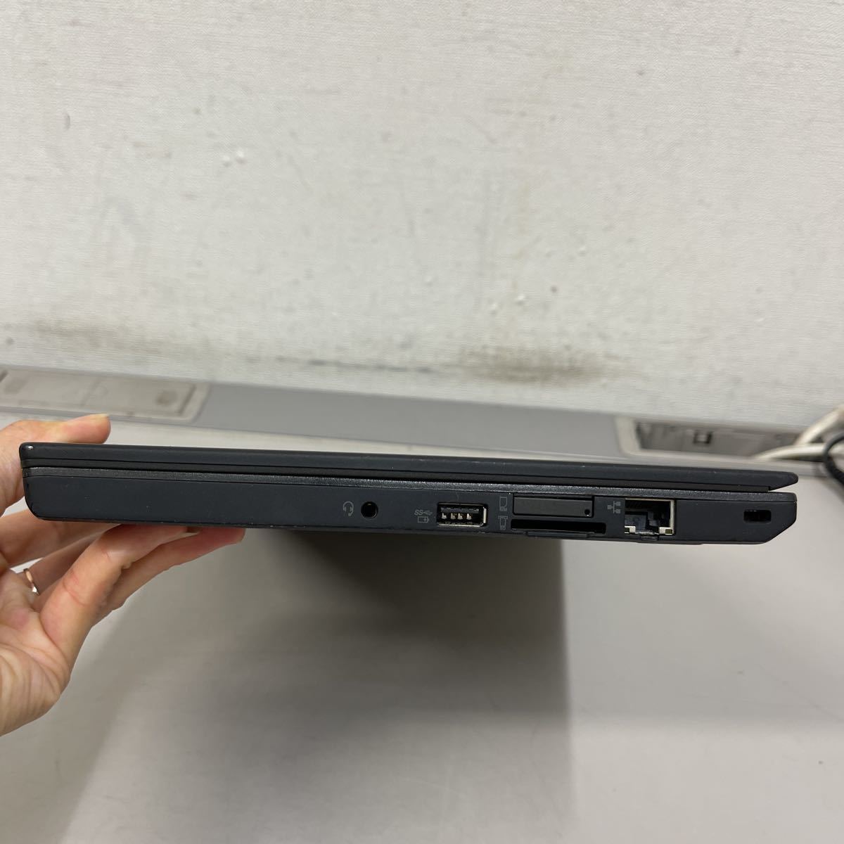 G73 Lenovo ThinkPad X270 Core i3 6006U 8GB Lenovo X270 - (QWERTY English) GB